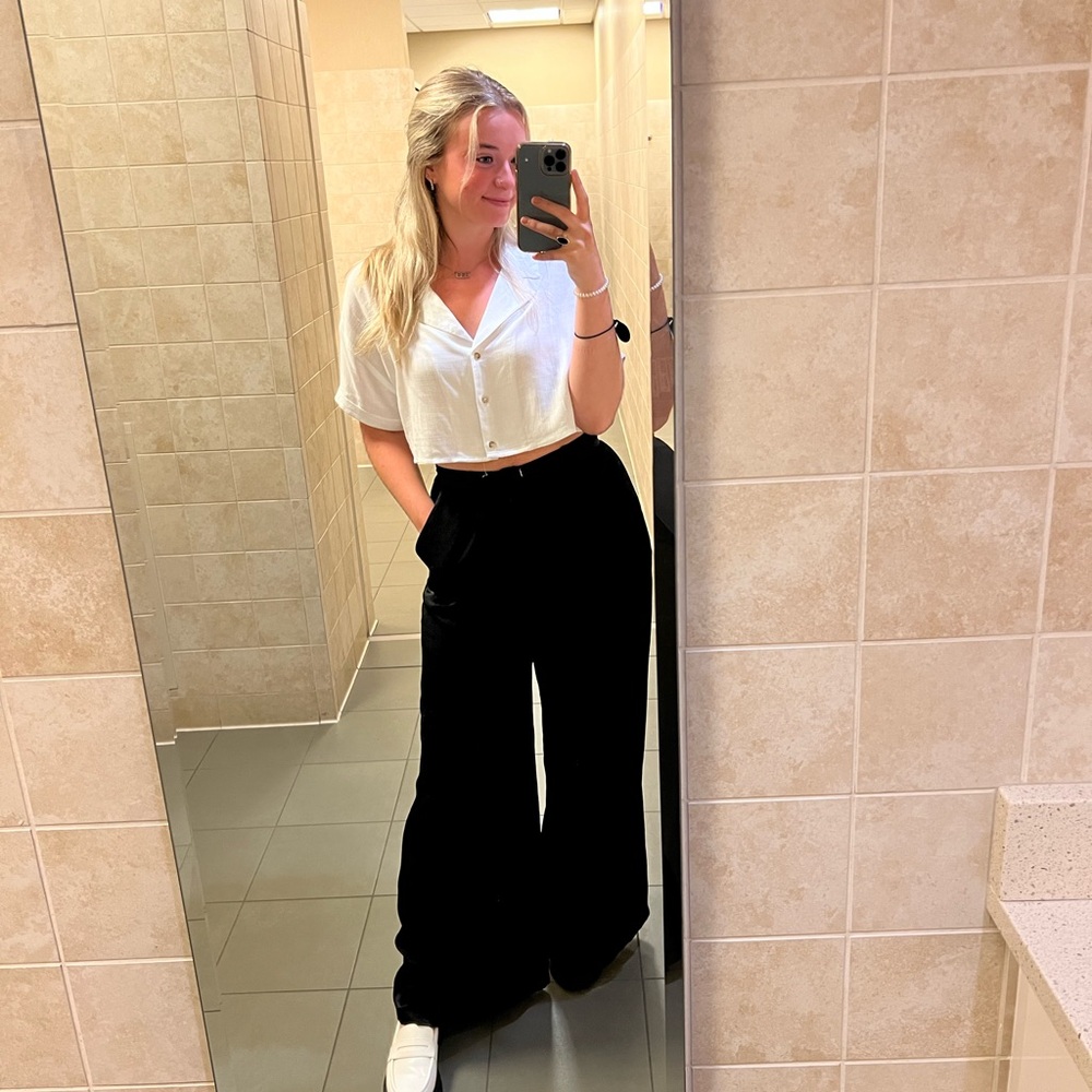 Indie Collection White Button-Up Crop Top